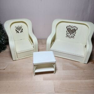 1983 Barbie Dream Furniture - White "Wicker" Convertible Sofa, Chair & Table Set